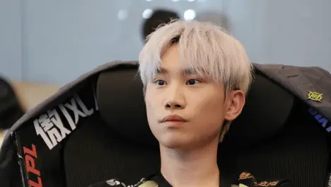 369手腕伤势影响LPL上单选手出战，电竞伤病引发战队战术调整，季后赛关键比赛临阵换将-多宝电竞